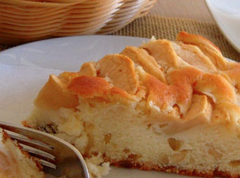 torta-di-mele-con-bucce-candite-e-melograno